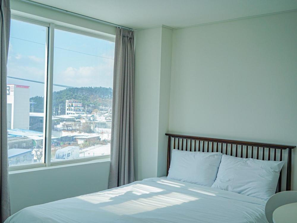 Eulwangri Sult Hotel Инчон Стая снимка